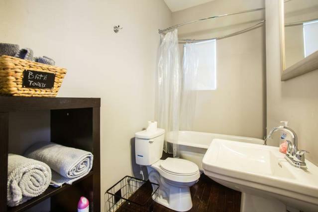 Modern Condo Blocks From Quarters New Orleans Bagian luar foto